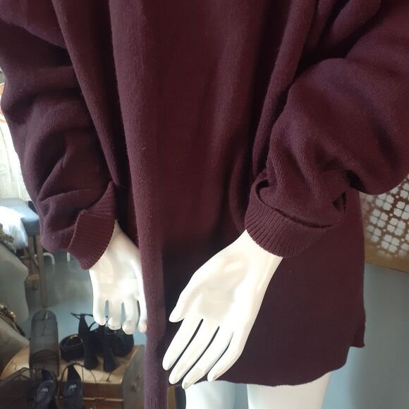 Zara Wool Blend Burgundy Polo Style Sweater with Gray Collar - Picture 5 of 14